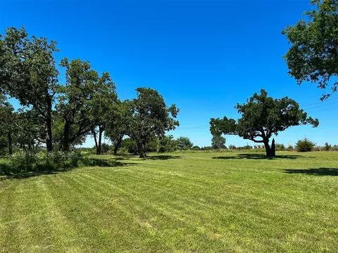 12 Camplakewood Rd, Guthrie, OK 73044