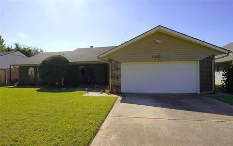 11805 Ashford Dr, Yukon, OK 73099