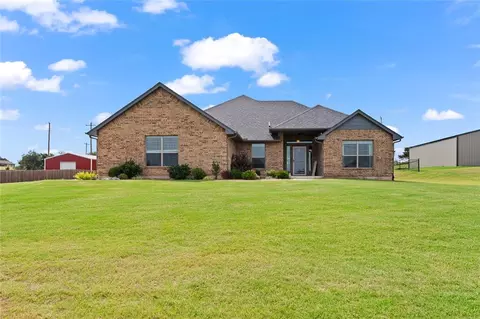 5765 Dogwood Dr, Guthrie, OK 73044