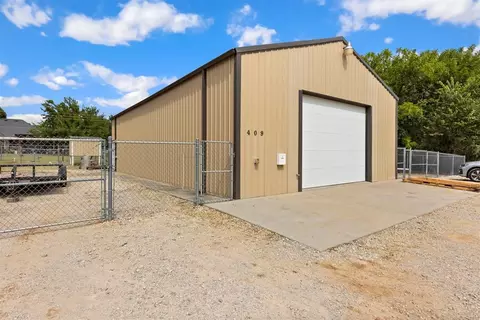 409 Sweetbough St, Jones, OK 73049