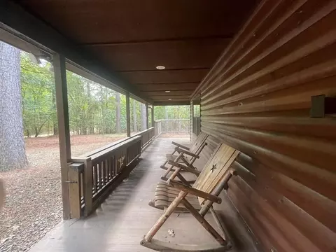 Exterior - 616 Southern Hills Rd, Broken Bow, OK 74728 photo 5 of 9