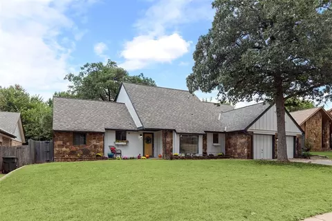2401 Brookdale Ave, Edmond, OK 73034