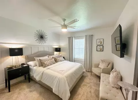 Bedroom - 904 Sheryl Ln, Altus, OK 73521 photo 2 of 2