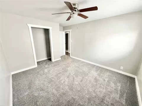 Bedroom - 915 E Hickory St, Altus, OK 73521 photo 3 of 5