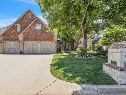 2912 NE 133rd St, Edmond, OK 73013