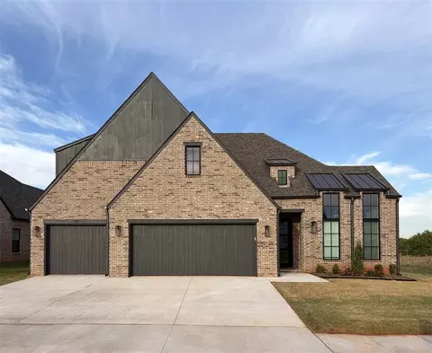 18125 Youngs Ave, Edmond, OK 73012