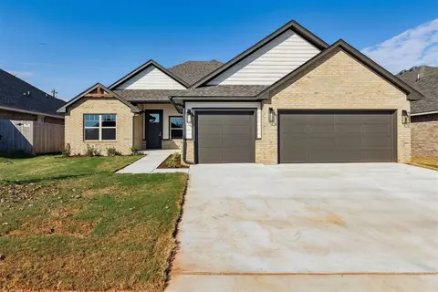 1918 Hollow Crest Ct, Norman, OK 73071