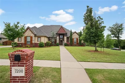 Exterior - 7200 Thunder Canyon Ave, Edmond, OK 73034 photo 2 of 6