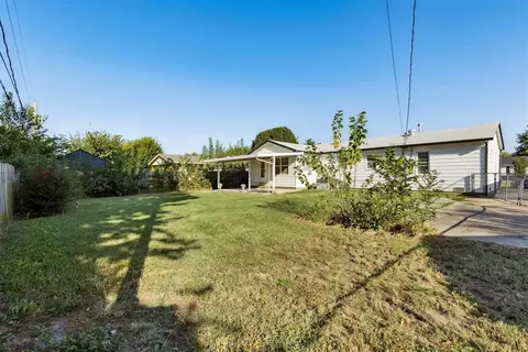 Exterior - 7012 NW 62nd St, Bethany, OK 73008 photo 10 of 10