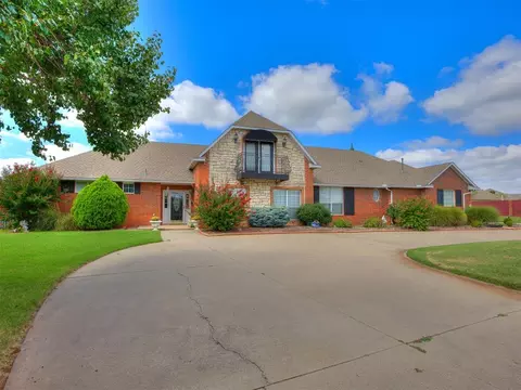 4109 Olde Pond Ct, Moore, OK 73160