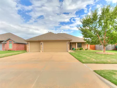 712 Bobcat Trl, Yukon, OK 73099