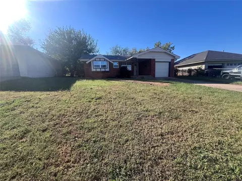 725 N Dillon Ave, Moore, OK 73160