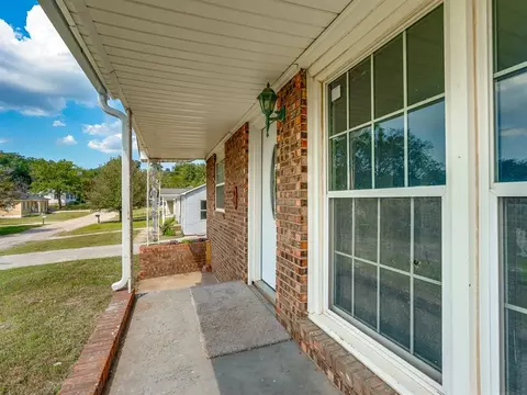 Exterior - 1024 Hillside Dr, Ada, OK 74820 photo 6 of 8