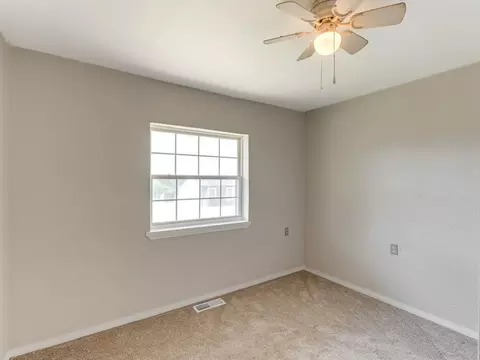 Bedroom - 1024 Hillside Dr, Ada, OK 74820 photo 1 of 6