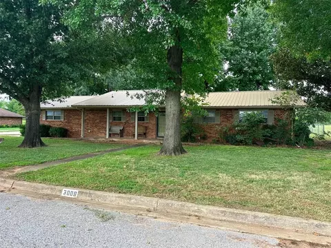 3008 S Shady Lane Dr, Anadarko, OK 73005