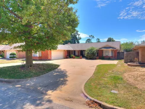 10024 Henderson Dr, Oklahoma City, OK 73139