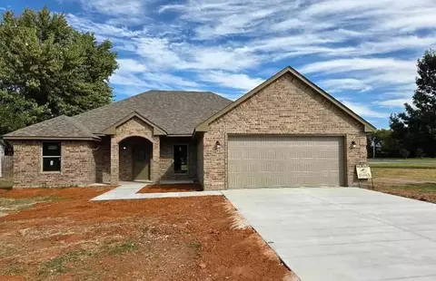 413 E Cole, Fletcher, OK 73541