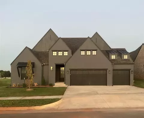 18001 Youngs Ave, Edmond, OK 73012