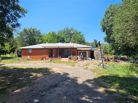 6851 E Post Oak Rd, Noble, OK 73068