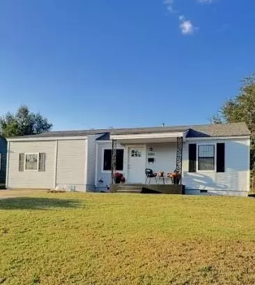 3225 NE 14th Pl, Oklahoma City, OK 73117