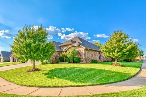 4409 SE 38th St, Norman, OK 73071