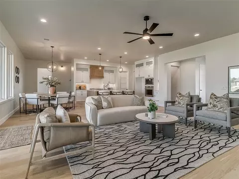 3340 Sagebrush Pl, Yukon, OK 73099