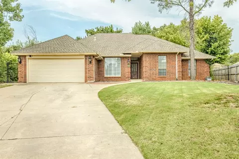 11905 Stonehedge Ave, Oklahoma City, OK 73170
