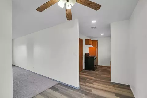 Entry Way - 1109 Chestnut St, Altus, OK 73521 photo 1 of 1