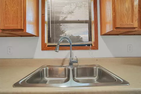 Kitchen - 1109 Chestnut St, Altus, OK 73521 photo 2 of 2