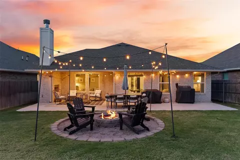 9224 NW 91st St, Yukon, OK 73099