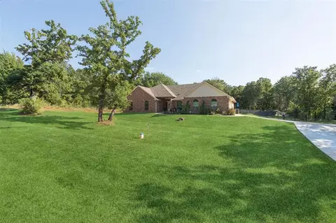 20922 Jaimie Dr, Harrah, OK 73045