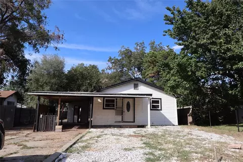205 E Highland St, Tecumseh, OK 74873