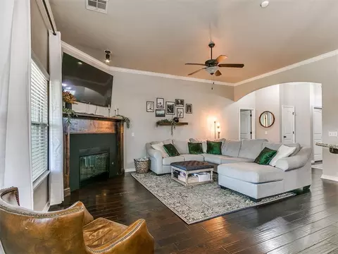 Living - 3305 NW 160th St, Edmond, OK 73013 photo 1 of 5