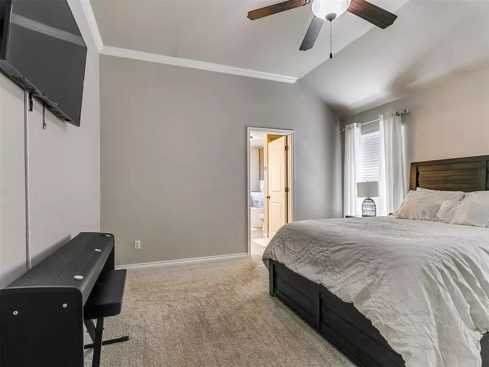 Bedroom - 3305 NW 160th St, Edmond, OK 73013 photo 3 of 6
