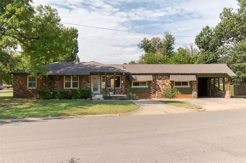 9203 Nichols Rd, Oklahoma City, OK 73120