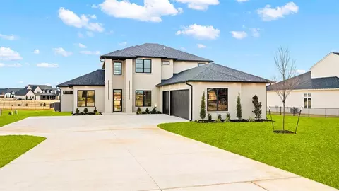 2412 NW 227th St, Edmond, OK 73025