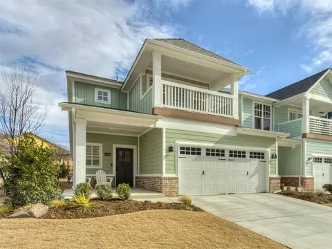 636 Harbor Town Dr, Edmond, OK 73034