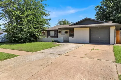 3924 SE 14th St, Del City, OK 73115