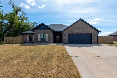 5795 Dogwood Dr, Guthrie, OK 73044
