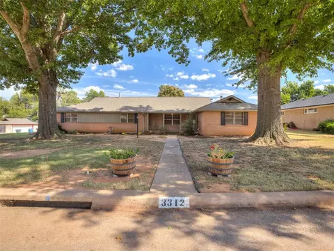 3312 N Glenoaks Dr, Midwest City, OK 73110