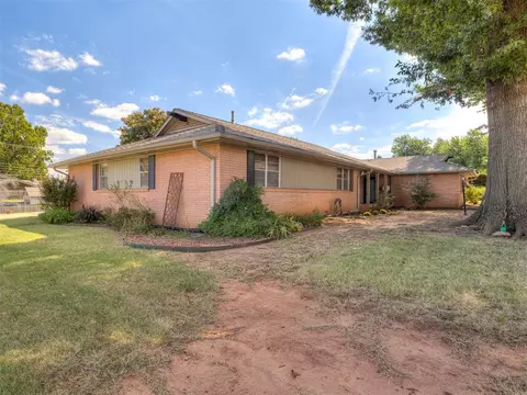 3312 N Glenoaks Dr, Midwest City, OK 73110