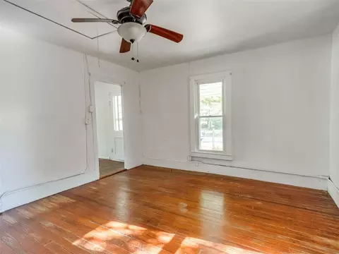 Living - 433 E Apache St, Norman, OK 73071 photo 4 of 4