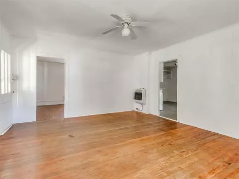 Living - 433 E Apache St, Norman, OK 73071 photo 2 of 4