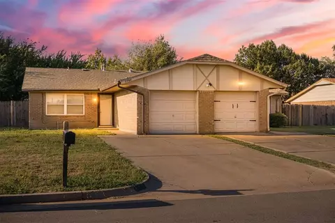 7707 NW 113th Pl, Oklahoma City, OK 73162