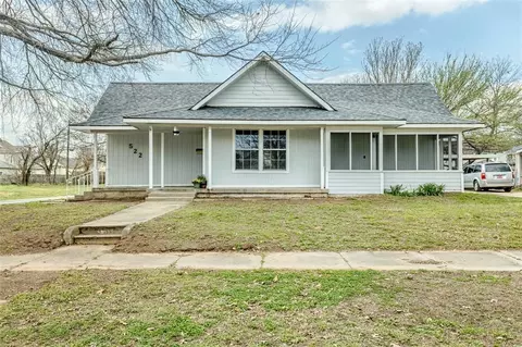 522 E Market Ave, Shawnee, OK 74801