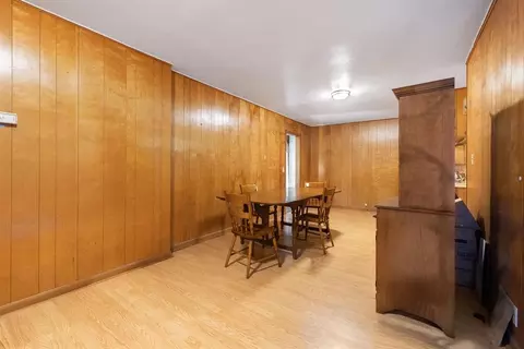 Dining - 200 Campbell St, Broken Bow, OK 74728 photo 2 of 3