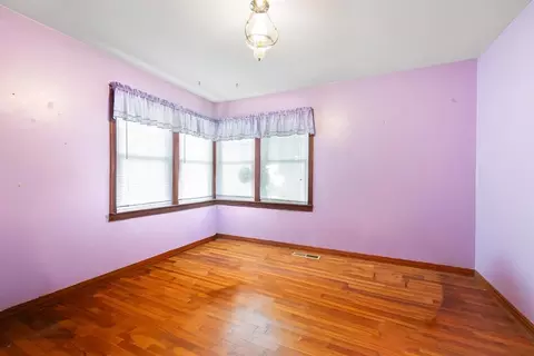 Bedroom - 200 Campbell St, Broken Bow, OK 74728 photo 3 of 7
