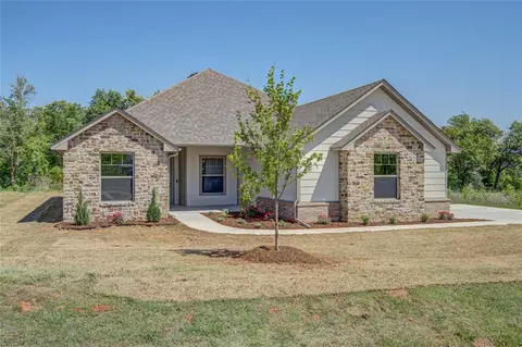 11079 Black Lion Ct, Blanchard, OK 73010