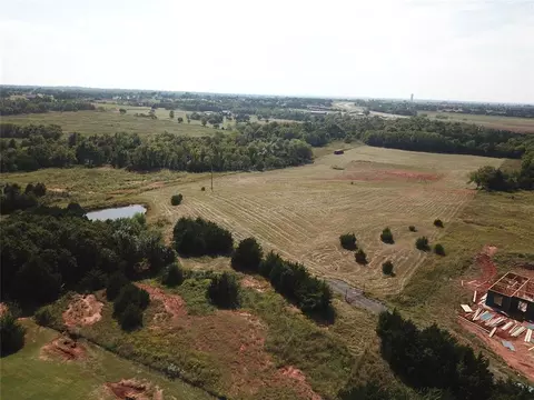 5595 Little Farms Rd, Guthrie, OK 73044
