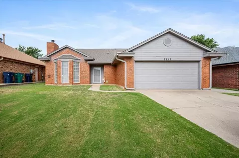 7917 Wilshire Ridge Dr, Oklahoma City, OK 73132